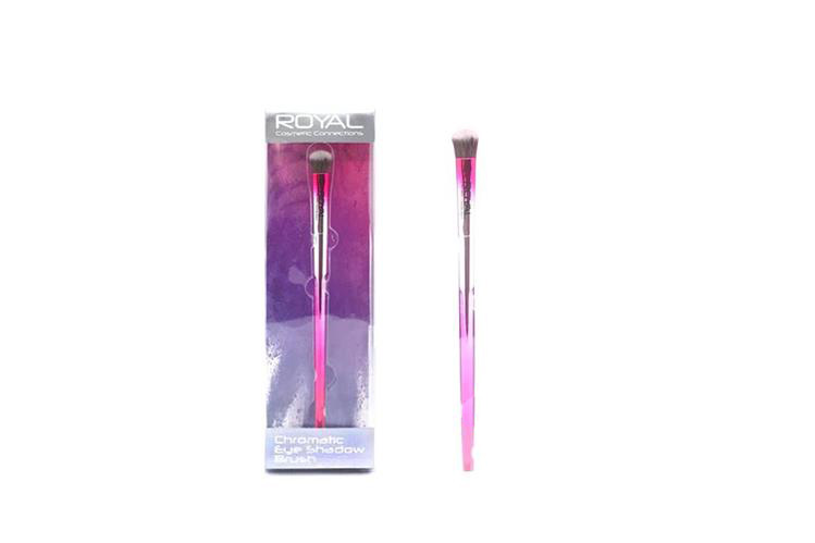 ROYAL CHROMATIC EYE SHADOW BRUSH - Milano Pharmacy