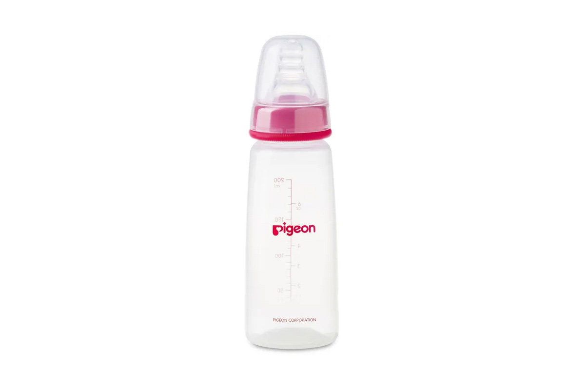 PIGEON FLEXIBLE PLASTIC BOTTLE 4 PLUS MONTHS 200 ML - Milano Pharmacy