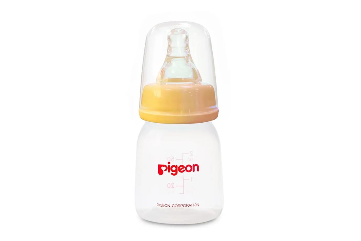 PIGEON FLEXIBLE FEEDER PLASTIC BOTTLE YELLOW 6+ MONTHS 50 ML - Milano Pharmacy