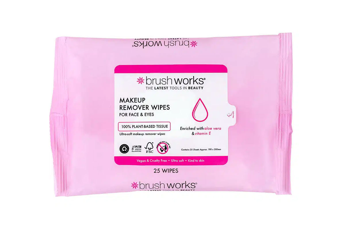 BRUSH WORKS MAKE UP REMOVER WIPES FOR FACE AND EYES 25 WIPES - Milano Pharmacy