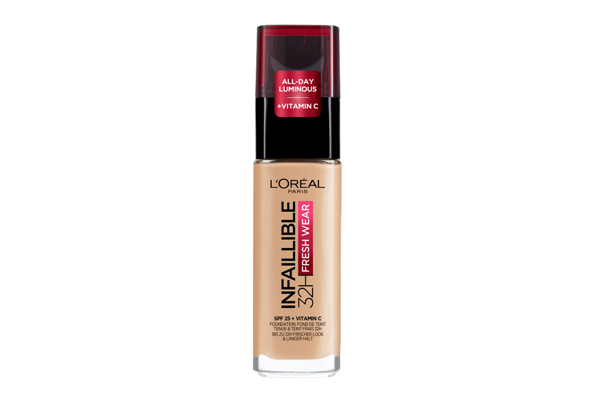 LOREAL INFALLIBLE 32HR FRESH WEAR SPF25 PLUS VITAMIN C 120 VANILLA 30ML - Milano Pharmacy